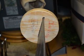 Spacer disc installed on the blade